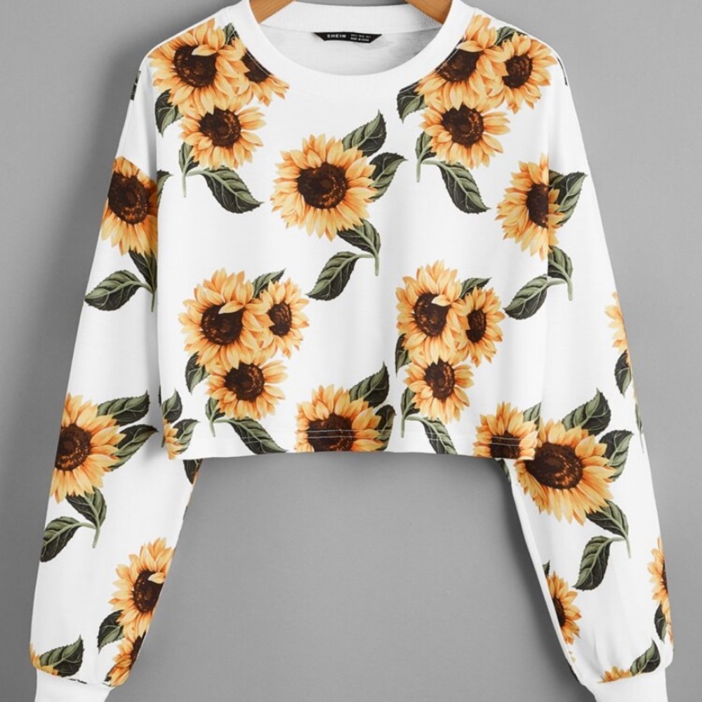 CLEARANCE!! Drop Shoulder Sunflower Print Crop Pullover